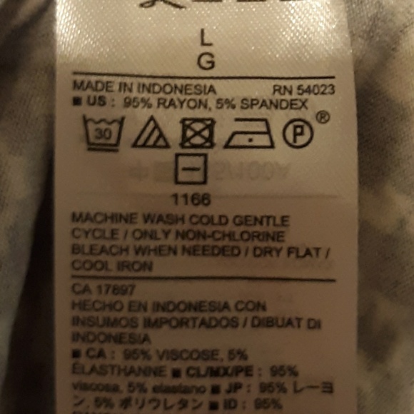 NWT OLD NAVY GEOMETRIC B&W RAYON DRESS, L - Picture 5 of 5